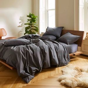 Brooklinen Full/Queen Duvet Cover with matching Pillowcases